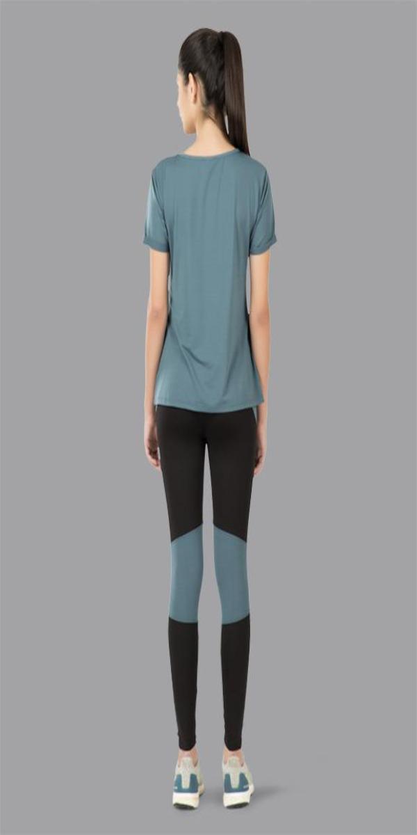 Studio Joggers 15 view 4