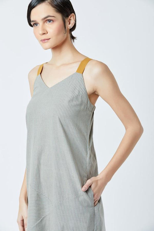 Essential T-Shirt 14 view 2